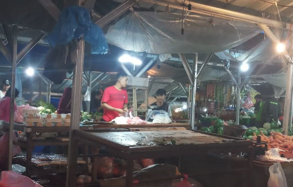 pasar-sukasari-malam