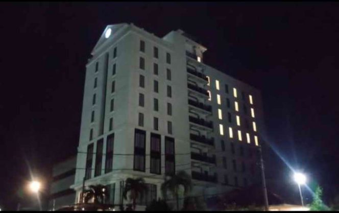 
					Nyalakan Lampu Kamar Berlafadz Allah, Hotel Savero In Allah We Trust