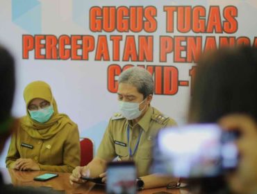Empat puskesmas dan satu kantor Kelurahan di Kecamatan Tanah Sareal Kota Bogor terpaksa selama 3 hari, paska adanya petugas puskesmas, lurah dan sekretaris lurah yang terpapar Covid-19.