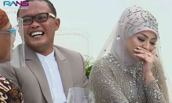 Sule dan Nathalie Holscher 
foto : YouTube RANS Entertainment 
