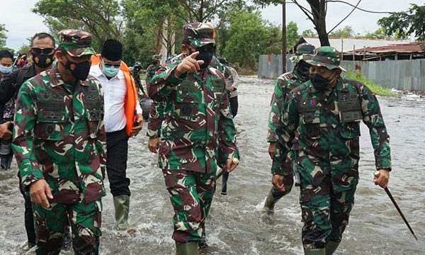 Panglima TNI tinjau banjir Kalsel