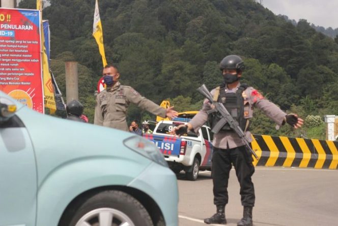 
					Mau ke Puncak Bogor, 280 Kendaraan Asal Jakarta Terpaksa Putar Balik