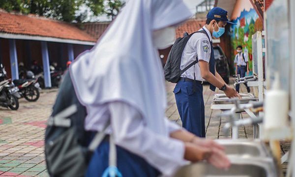 Uji coba PTM di sekolah dihentikan, paska naiknya kasus covid 19 di Kota Bogor.