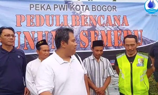 Dirut Perumda Tirta Pakuan Resmikan Mushola Bantuan Warga Bogor di Lumajang