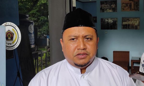 Ketua-DPRD-Kota-Bogor-Atang-Trisnanto