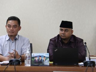 Ketua komisi IV Karnain dan Wakil Ketua Komisi IV Mohan