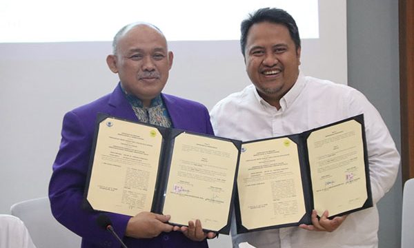 rektor-unpak-dan-dirut-tirta-pakuan