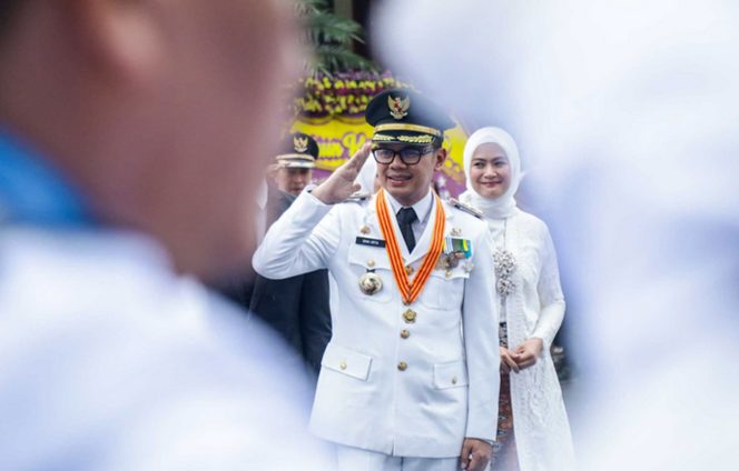 
					Berkinerja Baik, Bima Arya dan Gibran Bakal Terima Satyalancana dari Jokowi