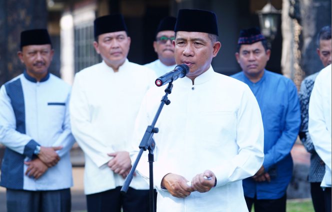 
					TNI Berhasil Terjunkan Bantuan Kemanusiaan untuk Rakyat Palestina