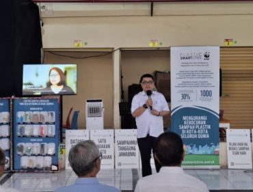 Direktur Utama Perumda PPJ sosialisasikan pasar bebas sampah di Pasar Jambu Dua, Rabu (23/7/2025). Foto: Humas PPJ