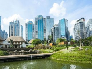 Hutan Kota GBK, salah satu tempat wisata gratis di Jakarta yang bisa dinikmati saat long weekend. (Foto: jakarta-tourism.go.id)