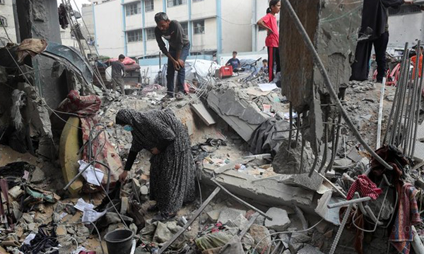 
Kehancuran di Gaza akibat perang 
Foto: REUTERS/Mahmoud Issa)