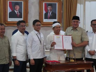 Penandatangan Mou antara Pemkab Bogor, BBWS dan Pemprov Jabar, terkait penanganan banjir. (Foto: Kominfo Kabupaten Bogor)