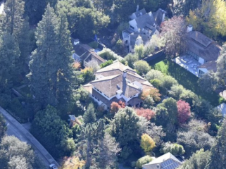 Rumah Mark Zuckerberg di California. Foto: Daily Mail