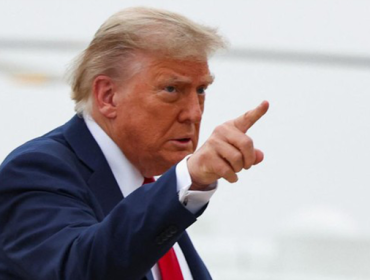 
Presiden AS Donald Trump semprot eks Presiden Rusia Dmitry Medvedev. Foto: (REUTERS/Kevin Lamarque)