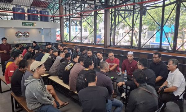 Paguyuban Pedagang Pasar Bogor diskusi bareng direksi Perumda Pasar Pakuan Jaya.
Foto: Rheynaldhi