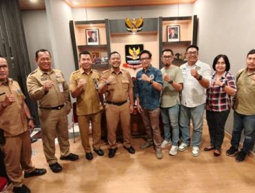 Pengurus Pwi Kota Bogor audensi dengan Kesbangpol Kota Bogor. (Foto: D Gandara)