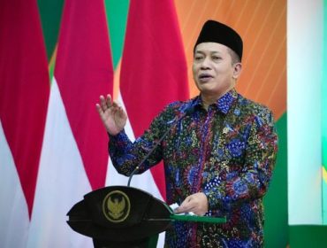 Menkop Ferry Juliantono, pada pembukaan acara Musyawarah Wilayah Dekopinwil Jawa Timur, di Gedung Negara Grahadi, Surabaya, Jawa Timur, Rabu (24/9/2025).
(Foto: Humas KemenKop)