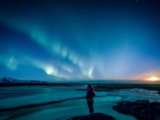 Salah satu tempat wisata di Islandia, negara paling damai di dunia versi GPI tahun 2025.(Foto: PEXELS/ Ken Cheung)