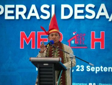 Sesmenkop Ahmad Zabadi. (foto Kemenkop)i