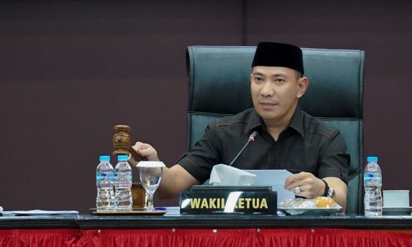 Wakil Ketua DPRD Kota Bogor Rusli Prihatevy. (foto: Humpro DPRD Kota Bogor)