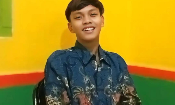 Z (19) remaja laki-laki yang punya nama satu huruf saja warga Desa Rambatan Kulon, Kecamatan Lohbener, Kabupaten Indramayu(Foto: pribadi Z)