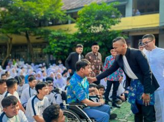 Wakil Wali Kota Bogor Jenal Mutaqien hadiri Germas SMAN 4 Kota Bogor. (Foto: Kominfo Kota Bogor)