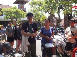 Global Ehsan Relief Indonesia  memberikan bantuan ke korban banjir dan longsir Bali. (foto: GRI)