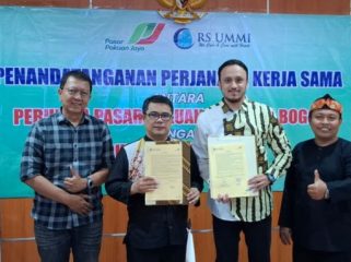 Perumda pasar pakuan jaya teken MoU dengan RS Ummi. (Foto: Humas PPJ)