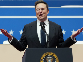Bos Tesla, Elon Musk, tercatat menjadi orang pertama yang berhasil meraih kekayaan bersih lebih dari 500 miliar dollar AS atau sekitar Rp 8.311 triliun (asumsi kurs Rp 16.622 per dollar AS).(Foto: Associated Press (AP)) 