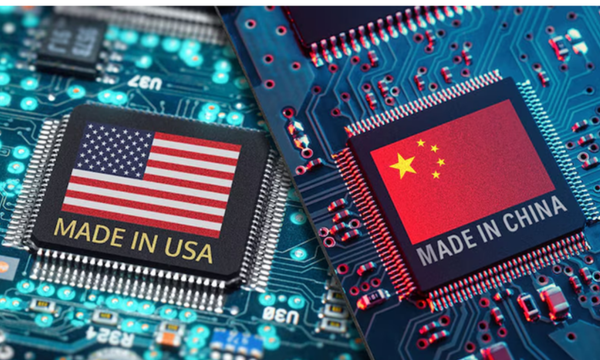 Dengan diberlakukannya sanksi dagang, perusahaan-perusahaan teknologi AS dilarang berbisnis dengan perusahaan asal China, termasuk untuk pengiriman chip AI. (Foto: ABC.net)