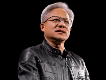 Nvidia mencetak sejarah baru dengan menjadi perusahaan pertama yang menembus valuasi pasar sebesar 5 triliun dollar AS atau setara Rp 82.720 triliun (kurs Rp 16.544 per dollar AS).(Nvidia)