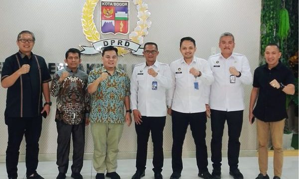 Kalapas Bogor dan pimpinan DPRD Kota Bogor. (foto: Humpro Kota Bogor)