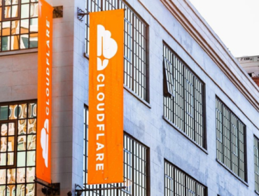 Apa Itu Cloudflare, Perusahaan Tak Terlihat yang Menopang Internet (Foto: Independent)