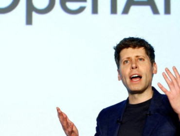 CEO OpenAI Sam Altman baru-baru ini memberi bocoran mengenai perangkat terbarunya, yang digadang-gadang sebagai pengganti smartphone. (Foto: REUTERS/Kim Kyung-Hoon)