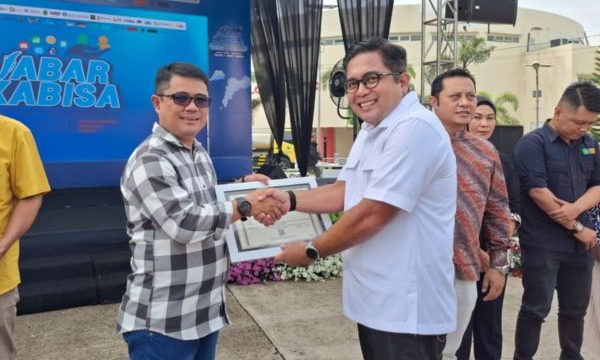 Dirut Perumda Pasar Pakuan Jaya Jenal Abidin. (foto: Humas PPJ)