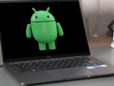 Ilustrasi Android Laptop. Google diyakini tengah menyiapkan Aluminium Operating System alias ALOS, sebuah platform berbasis Android yang dirancang untuk menggantikan ChromeOS dan membawa Android masuk ke ekosistem PC. Foto: (Android Authority)