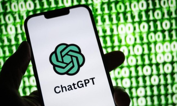 OpenAI menyatakan bahwa Adam Raine, remaja 16 tahun yang bunuh diri pada April, menggunakan ChatGPT tak sesuai ketentuan. (Foto: AFP/SEBASTIEN BOZON)