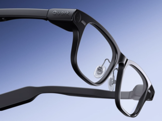 Seperti kacamata Ray-Ban Meta, pengguna Alibaba Quark AI Glasses juga bisa berinteraksi lewat suara atau sentuhan, mulai dari menerjemahkan percakapan secara real time, mencatat rapat otomatis, mengenali objek, sampai memotret dan merekam video dari sudut pandang pengguna (POV). (Foto: Alibaba)
