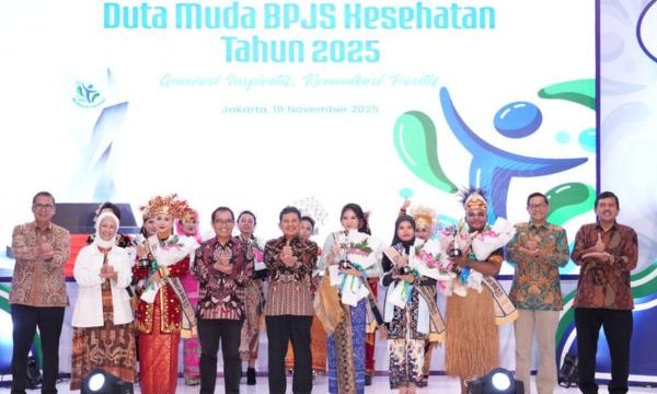 BPJS Kesehatan resmi mengukuhkan para finalis Duta Muda BPJS Kesehatan 2025 dalam Malam Penganugerahan Duta Muda BPJS Kesehatan 2025. (foto: humas JKN)