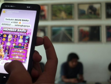 GoPay berkomitmen memberantas judi online di Indonesia melalui kampanye Judi Pasti Rugi. Kerja sama dengan pemerintah berhasil turunkan transaksi judi 57%. (Foto: ANTARA FOTO/YULIUS SATRIA WIJAYA)