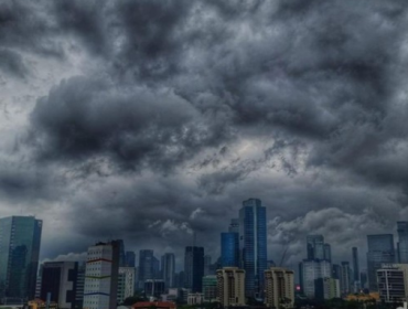 Ilustrasi cuaca ekstrem. (Foto: Herianto Batubara/detik.com)