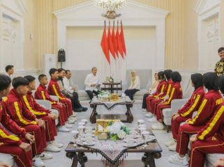 paskibra smpn 8 kota bogor. (foto: ist)