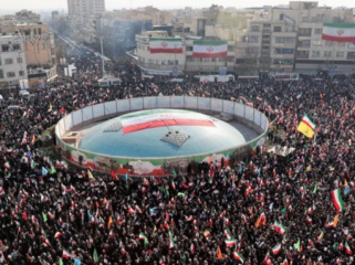 Protes anti pemerintah di Iran. Foto: via REUTERS/Stringer