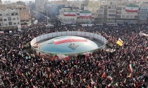 Protes anti pemerintah di Iran. Foto: via REUTERS/Stringer
