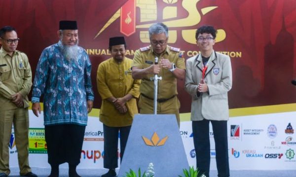 sekdakot bogor denny mulyadi.. (foto kominfo)