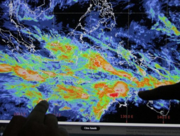 BMKG: Waspada Hujan Lebat Sepanjang 21-23 Februari
BMKG mengeluarkan peringatan dini terkait potensi hujan dengan intensitas lebat hingga sangat lebat antara 21-23 Februari di sejumlah wilayah Indonesia. (Foto: ANTARA FOTO/ARI BOWO SUCIPTO)
