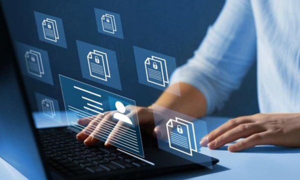 Ilustrasi. Pratama Persadha menyoroti perlunya Lembaga Pengawas Perlindungan Data Pribadi untuk mengawasi transfer data ke AS, demi keamanan dan kepastian hukum. (Foto: iStockphoto)