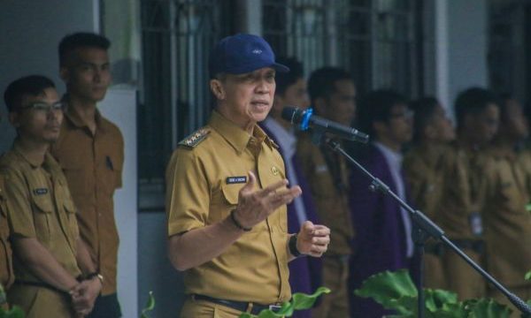 Wali Kota Bogor Dedie RAchim. (foto: kominfo)