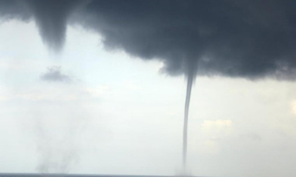 Fenomena Tornado Langka Ancam Wilayah Iran di Tengah Perang. Ilustrasi tornado (Foto: worldbulletin.net)
